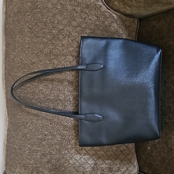 kate spade Tote - Picture 2 of 10